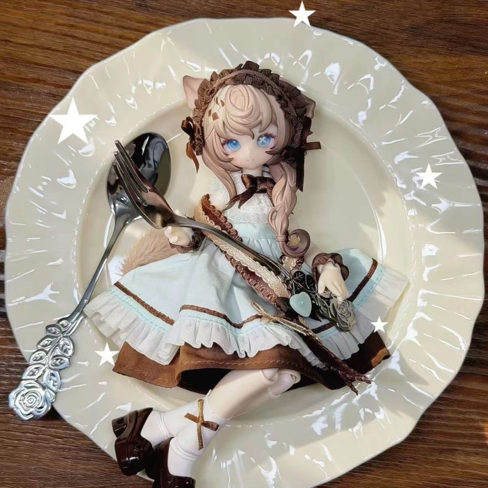Inedible Doll Lunar Lore Meow  - Mystery Box Blind Bag review and price
